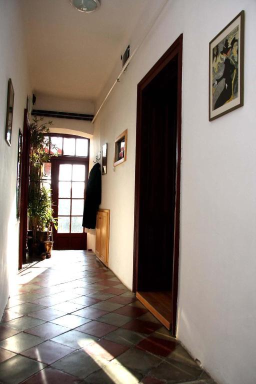 Green Tree Apartment Pecs Bilik gambar