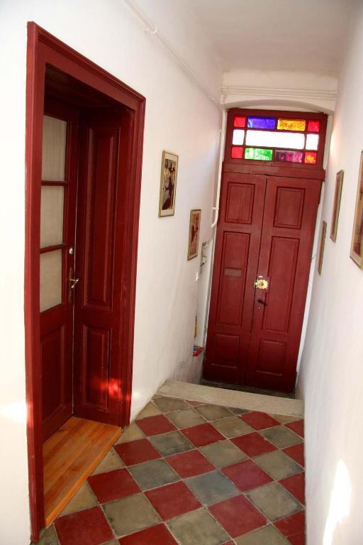 Green Tree Apartment Pecs Bilik gambar